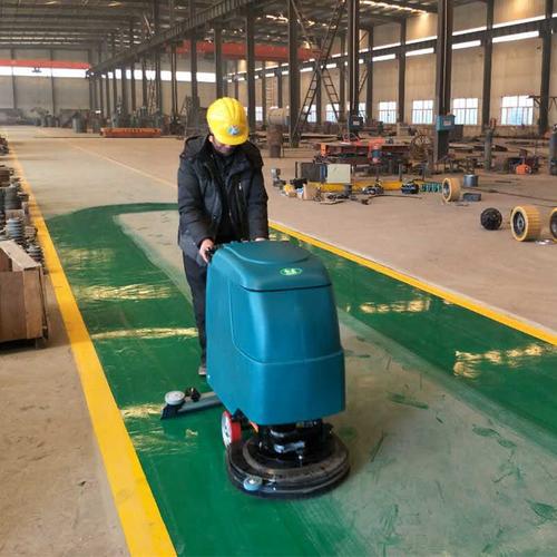 工廠車間與物業管理必看 清潔高效吸塵掃地機與洗地機，一推即凈！